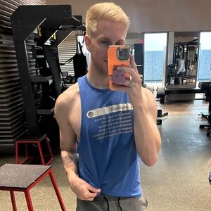 Golden State Warriors cutoff tank top